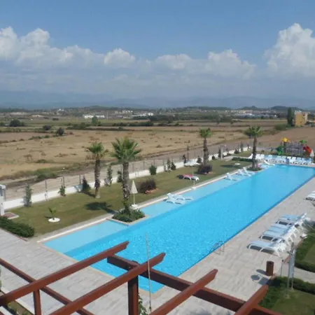 Babylon 40 - 1 Bed Private Home Sleeps Up To 4 * Side