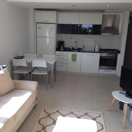 Babylon 40 - 1 Bed Private Home Sleeps Up To 4